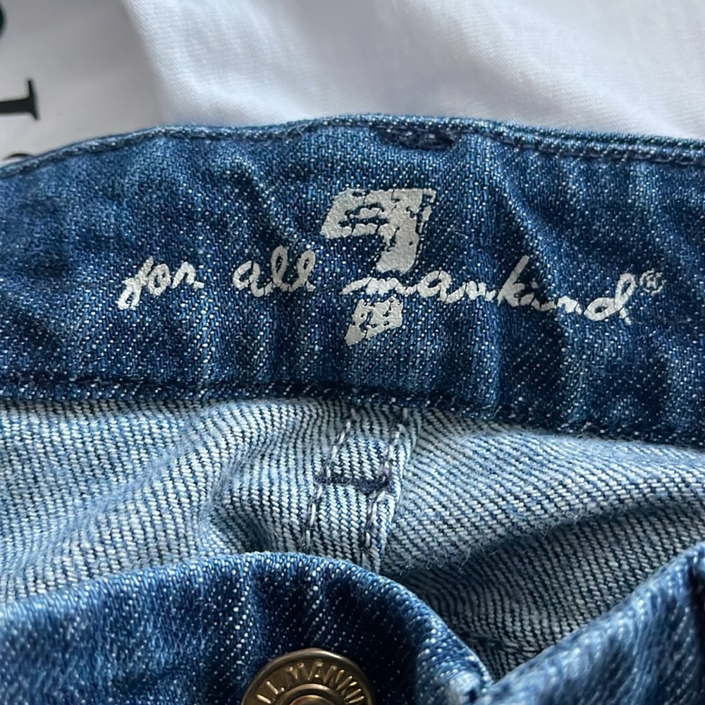 7 for All Mankind - Picture 5 of 9